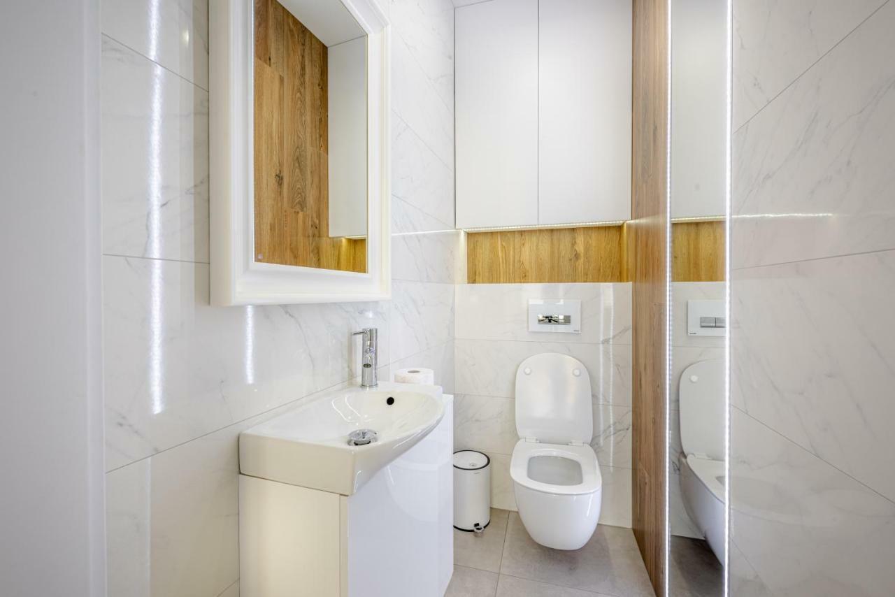 Cathy'S Suite In Kazimierz คราคูฟ ภายนอก รูปภาพ